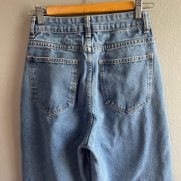 SHEIN high waisted wide leg jeans. Size Small - Picture 4 of 8